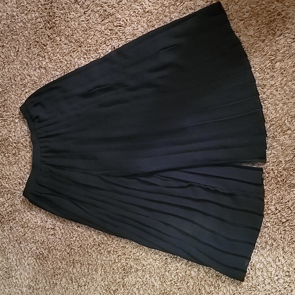 pleated dress pants large 😍